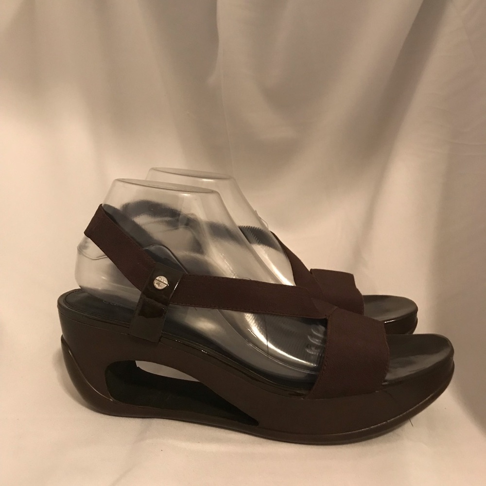 Calvin Klein Yumi Brown Leather Sandals - Size 10 - Picture 4 of 8